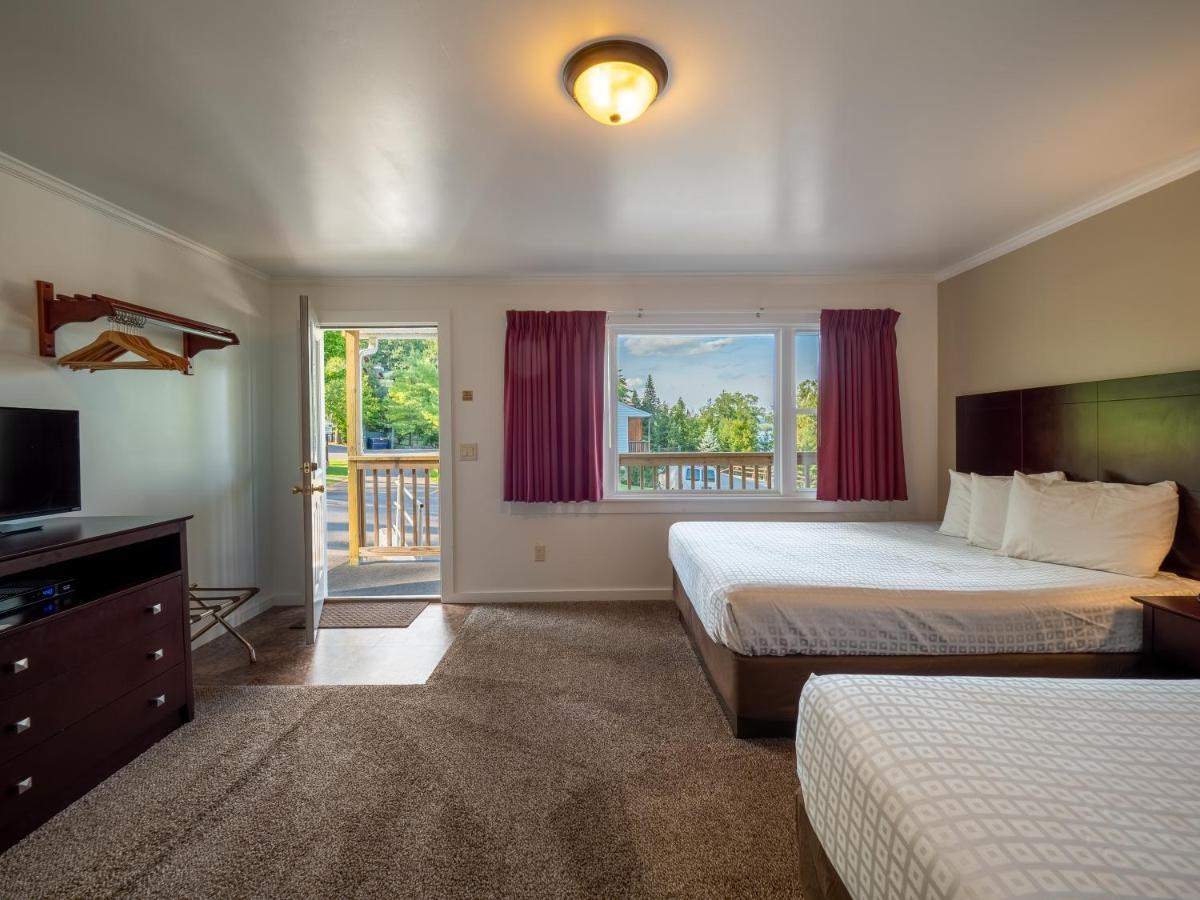 Lake 'N Pines Motel Купърстаун Екстериор снимка